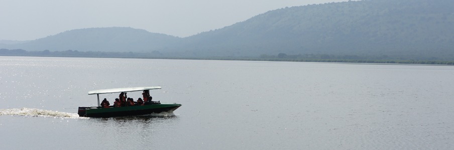 lake-mburo-motorized-boat-cruise